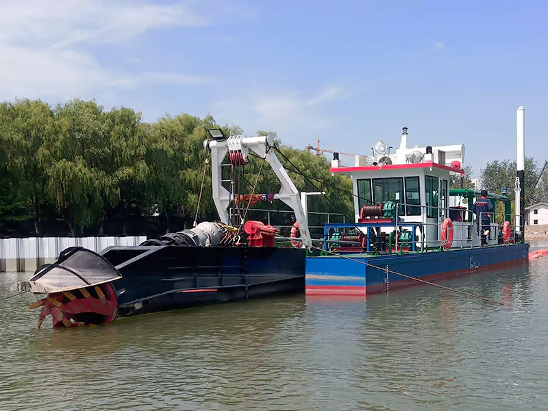 Máy nạo vét hút cắt Máy nạo vét hút cắt