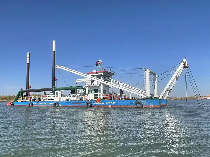 Máy nạo vét hút cắt—một công cụ mạnh mẽ để phá đá và loại bỏ phù sa hiệu quả.