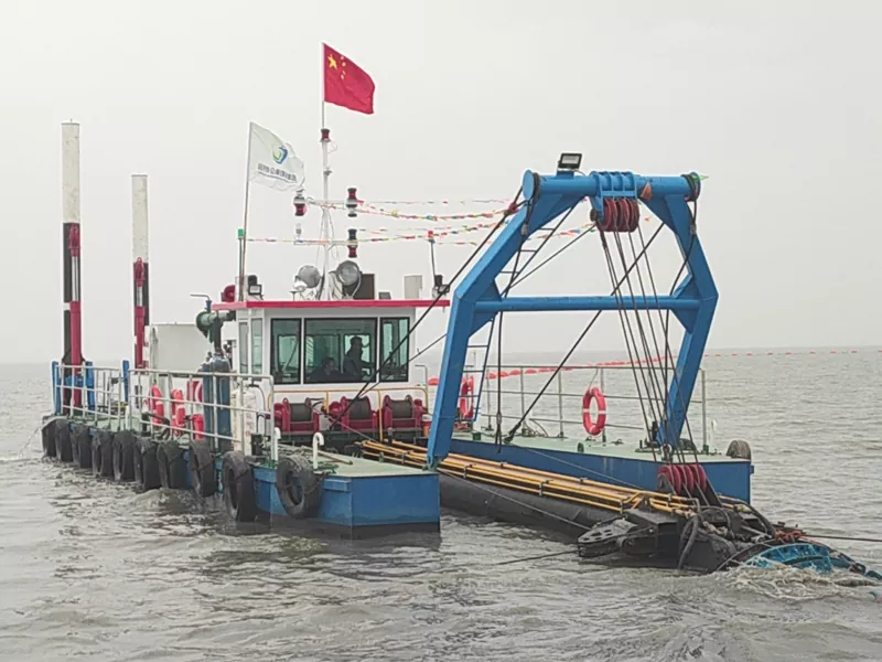 Tàu nạo vét khai thác mỏ